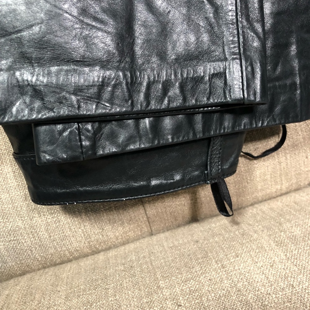 💕SOLD💕Gap Women’s Leather Boot Cut Pants Sz 10 - Picture 8 of 8
